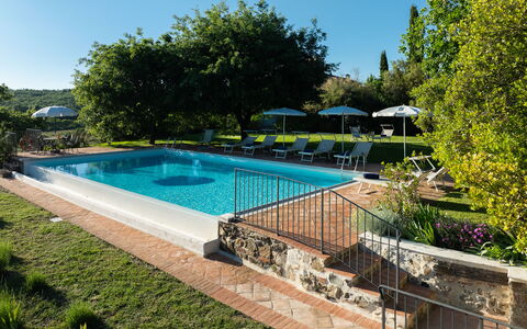 Villa Santa Barbara: Zwembad, Blauw, Toevlucht, Eco Hotel, Schaduw, Tuin, Waterpartij, Hacienda, Landgoed, Buitenmeubels