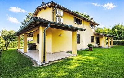 Casa di Max