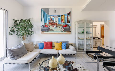 Art&Sea House: Meubilair, Interieur Ontwerp, Bankstel, Flooring, Muur, Verdieping, Woonkamer, Tafel, Kamer, Appartement