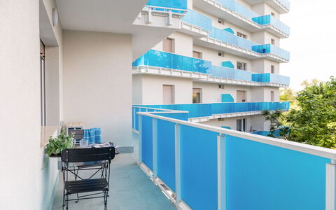 Suite Pineta: Blauw, Appartement, Samengesteld Materiaal, Balkon, Condominium, Hotel