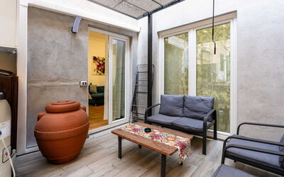 Sanremo 41: Interieur Ontwerp, Flooring, Verdieping, Plafond, Appartement, Schaduw, Stoel, Lichte Inrichting, Lamp, Kamerplant