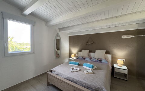 Villa Emme: Meubilair, Flooring, Hout, Verdieping, Slaapkamer, Interieur Ontwerp, Bed, Plafond, Huis, Kamer