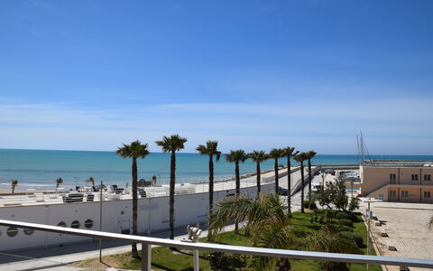 La Casa di Luigi: Blauw, Zee, Oceaan, Kust, Strand, Schaduw, Tropen, Gang