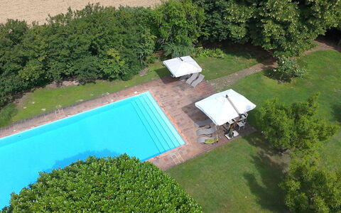 Villa Dorina: Zwembad, Toevlucht, Vrije Tijd, Buitenmeubels, Thermae, Tuin, Schaduw, Eco Hotel, Landscaping, Hacienda