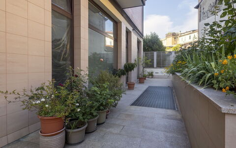Nolo Garden Loft: Appartement, Architectuur, Woongebied, Condominium, Samengesteld Materiaal, Stedelijk Ontwerp, Balkon, Gemengd Gebruik, Schaduw