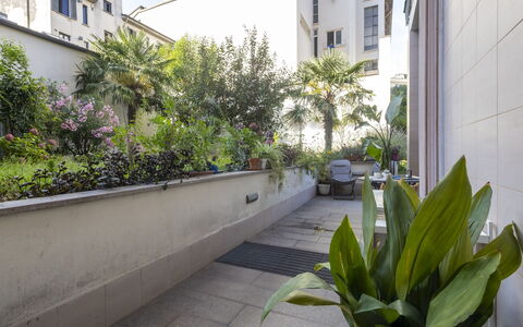 Nolo Garden Loft: Appartement, Architectuur, Woongebied, Condominium, Samengesteld Materiaal, Stedelijk Ontwerp, Balkon, Gemengd Gebruik, Schaduw