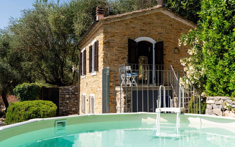 Casetta Pantasina: Zwembad, Buitenmeubels, Toevlucht, Landgoed, Eco Hotel, Backyard, Verblijf, Tuin, Stoel, Werf