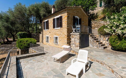 Casetta Pantasina: Huis, Huis, Deur, Verblijf, Landgoed, Flagstone, Stenen Muur, Veranda, Villa, Werf