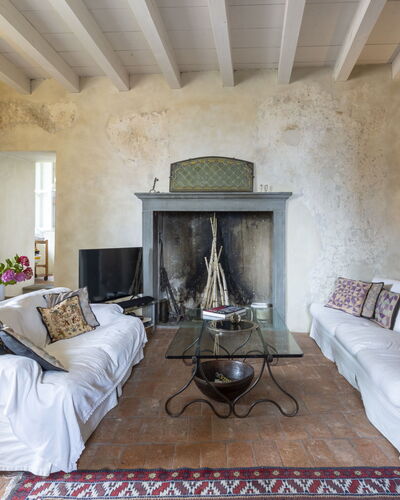 Casa Torre Il Castello: Meubilair, Keuken En Eettafel, Stoel, Verdieping, Zee, Balkon, Oceaan, Toevlucht, Eco Hotel, Eetkamer