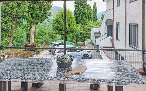 Cà Olivella: Meubilair, Keuken En Eettafel, Stoel, Verdieping, Zee, Balkon, Oceaan, Toevlucht, Eco Hotel, Eetkamer