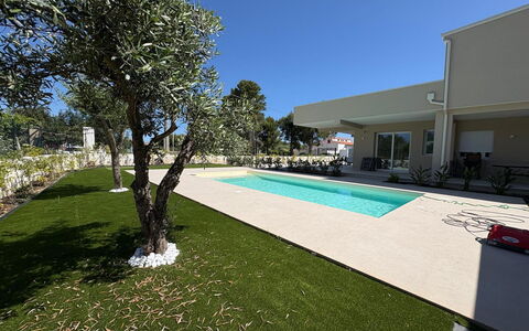 Villa Marzia - Augusta: Boom, Zwembad, Tuin, Schaduw, Landscaping, Toevlucht, Landgoed, Gazon, Werf
