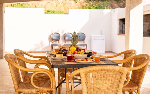 S'Olioni: Appartement, Condominium, Gemengd Gebruik, Hotel, Balkon