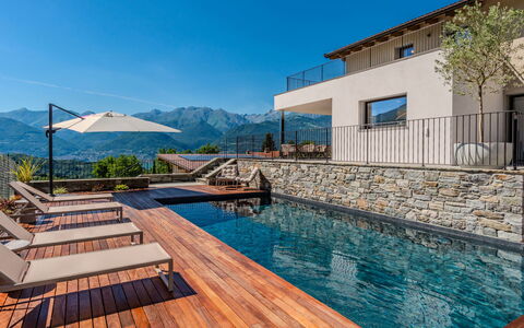 Aura: Bergketen, Eco Hotel, Zwembad, Heuvel Station, Ridge, Alpen, Villa, Landgoed, Vallei, Dek