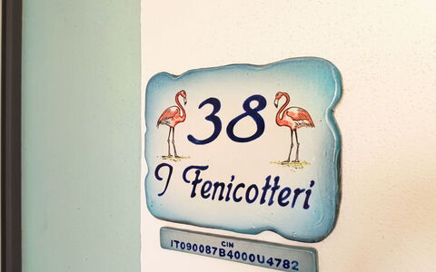 I Fenicotteri: Bergketen, Balkon, Bergdorp