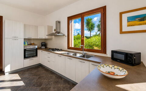 Villa Don Pino: Keuken, Countertop, Interieur Ontwerp, Flooring, Hout, Toestel Van De Keuken, Huis, Kamer, Cabinetry, Meubilair