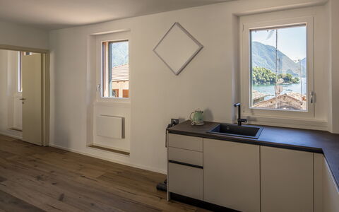 Next Comacina, Lago di Como with Garage: Flooring, Hout, Interieur Ontwerp, Verdieping, Countertop, Plafond, Houten Vloer, Keuken, Huis, Meubilair