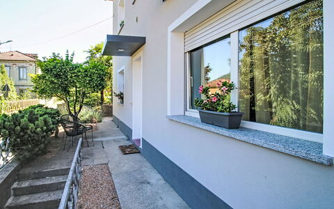 Boscolago: Architectuur, Huis, Beton, Schaduw, Raambekleding, Gieten, Ontwerp, Balkon, Kamerplant, Verf
