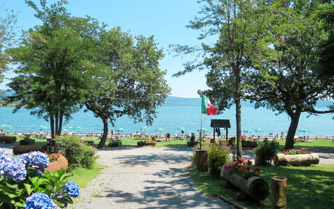 Lago di Vico 629: Recreatie, Kust En Oceanic Landvormen, Kust, Vrije Tijd, Zee, Vakantie, De Lente, Kust, Park, Baai