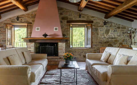 Villa Daluma, Private Pool in Todi: Meubilair, Interieur Ontwerp, Flooring, Muur, Bankstel, Hout, Verdieping, Kamer, Woonkamer, Plafond