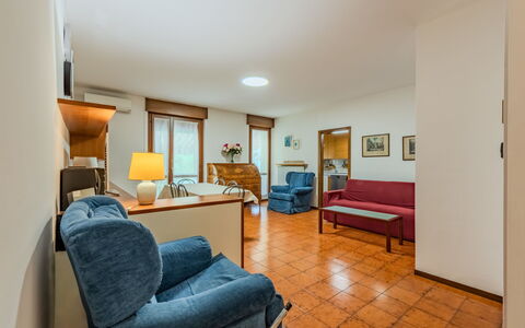 Locanda dei Nonni: Interieur Ontwerp, Flooring, Meubilair, Verdieping, Kamer, Appartement, Plafond, Fotolijst, Bankstel, Woonkamer