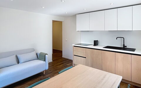 Ca' Alma Dolomia: Meubilair, Interieur Ontwerp, Flooring, Verdieping, Hout, Countertop, Plafond, Keuken, Cabinetry, Kamer