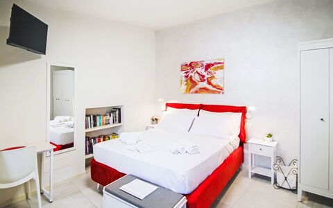Colazza 100: Interieur Ontwerp, Verdieping, Appartement, Bed, Slaapkamer, Kamer, Bedding, Bed Frame, Laken, Hoofdkussen