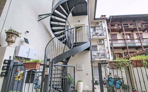 Colazza 100: Trap, Leuning, Appartement, Metaal, Ijzer, Balkon, Baluster, Glas, Staal, Daylighting