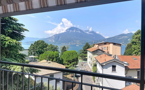 Balconi sulla Spiaggia: Balkon, Beits, Kamerplant, Buitenmeubels, Bloempot