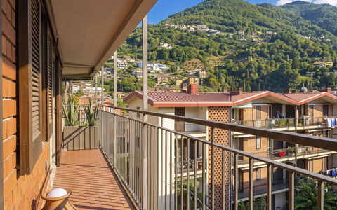 Balconi sulla Spiaggia: Balkon, Beits, Kamerplant, Buitenmeubels, Bloempot