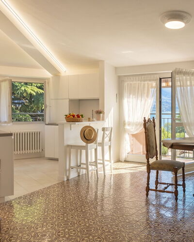 Balconi sulla Spiaggia: Balkon, Beits, Kamerplant, Buitenmeubels, Bloempot