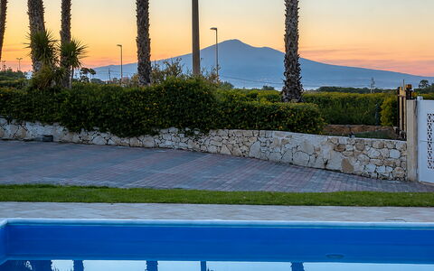 Villa Sara: Blauw, Zwembad, Schaduw, Toevlucht, Eco Hotel, Landscaping, Tropen, Hotel, Badplaats