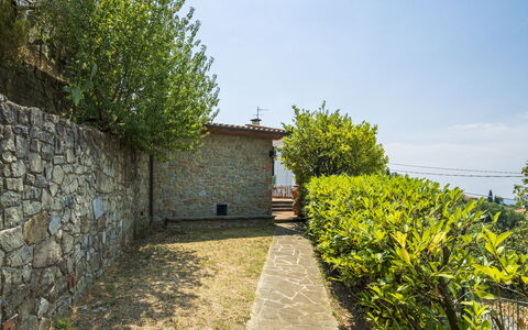 La Casina: Muur, Stenen Muur, Tuin, Steen, Landscaping, Flagstone, Cobblestone, Stock Fotografie