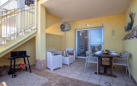 Sunset House Isola Rossa: Blauw, Balkon, Leuning, Appartement, Hek, Zee, Toevlucht, Condominium, Zwembad, Hotel