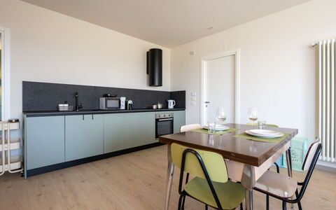 Serracapelli: Meubilair, Interieur Ontwerp, Flooring, Keuken, Hout, Countertop, Verdieping, Keuken En Eettafel, Verlichting, Tafel