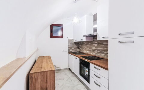 La Terrazza di Caramanico: Flooring, Hout, Interieur Ontwerp, Verdieping, Countertop, Plafond, Keuken, Cabinetry, Huis, Kamer