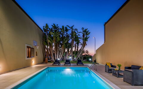 Villa delle Sirene 6: Zwembad, Toevlucht, Eco Hotel, Hotel, Villa, Hacienda, Binnenplaats, Kamerplant, Boutique Hotel