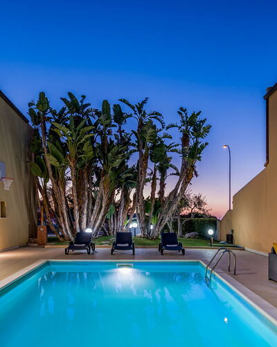 Villa delle Sirene 6: Zwembad, Toevlucht, Eco Hotel, Hotel, Villa, Hacienda, Binnenplaats, Kamerplant, Boutique Hotel