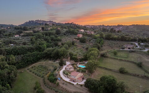 Il Casale di Manuele 12: Boom, Landschap, Landelijk Gebied, Landgoed, Heuvel Station, Dorp, Eco Hotel, Boerderij, Bergdorp, Villa