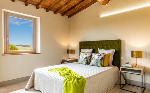 Il Poggiarellone 14: Interieur Ontwerp, Meubilair, Bed, Slaapkamer, Flooring, Plafond, Kamer, Bedding, Verdieping, Linens