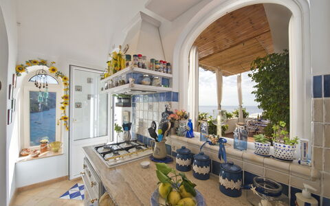 Casa Noemi 4+2: Meubilair, Huis, Stoel, Kamerplant, Bloempot, Keuken En Eettafel, Villa, Toevlucht, Keuken, Hacienda