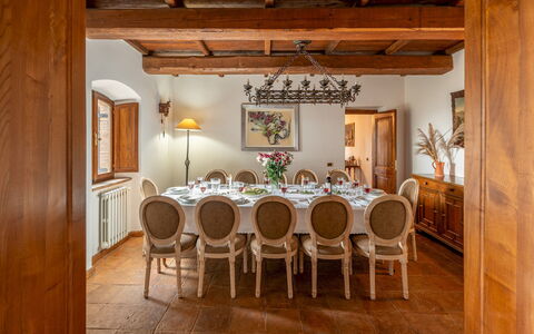 Vista del Lago 12: Meubilair, Interieur Ontwerp, Hout, Plafond, Tafel, Flooring, Kamer, Eetkamer, Verlichting, Stoel
