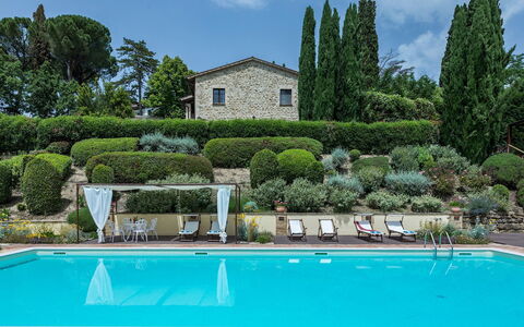 Il Borgo 16: Struik, Zwembad, Tuin, Landgoed, Landscaping, Toevlucht, Binnenplaats, Villa, Hacienda, Eco Hotel