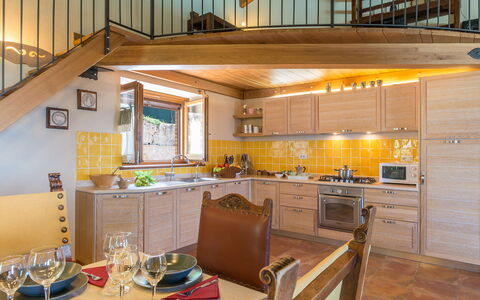 Il Casale del Nonno 8+2: Meubilair, Keuken, Interieur Ontwerp, Flooring, Countertop, Hout, Verdieping, Plafond, Kamer, Cabinetry