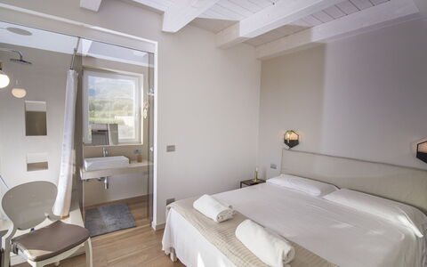 Villa Aura 6: Interieur Ontwerp, Slaapkamer, Meubilair, Huis, Bed, Verdieping, Appartement, Plafond, Kamer, Bed Frame