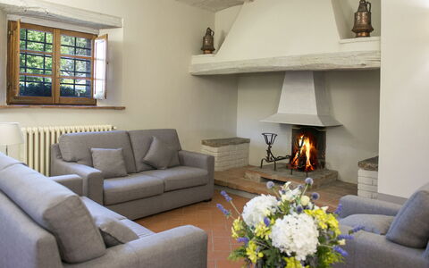 Le Caselle 26: Meubilair, Interieur Ontwerp, Flooring, Muur, Verdieping, Hout, Bankstel, Woonkamer, Haard, Kamer