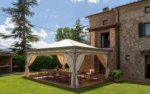 La Colonica 18: Prieel, Tuin, Dak, Paviljoen, Canopy, Outdoor Structuur, Schaduw, Werf, Patio, Landscaping
