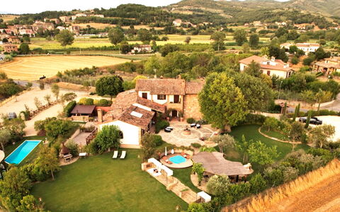 Casale Bella Vita 8+4: Toevlucht, Landgoed, Dorp, Hacienda, Eco Hotel, Boerderij, Villa, Voedsel, Backyard