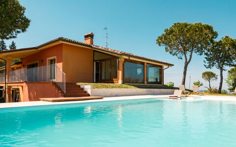 Villa California 6: Zwembad, Toevlucht, Huis, Eco Hotel, Landgoed, Villa, Hacienda, Schaduw, Boerderij, Hotel