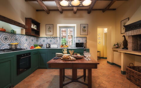 Casale Dell Oasi 12: Interieur Ontwerp, Meubilair, Flooring, Keuken, Hout, Verdieping, Plafond, Verlichting, Kamer, Countertop