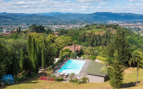 Villa Marraccini 8: Berg, Heuvel, Hoogland, Zwembad, Heuvel Station, Vrije Tijd, Bergketen, Eco Hotel, Evergreen